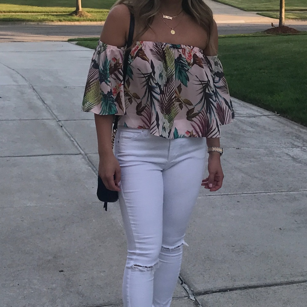 Off shoulder floral top